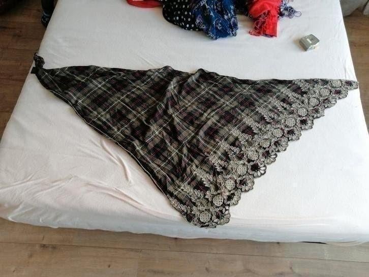 Didi driehoek sjaal, Kleding | Dames, Didi, Ophalen of Verzenden, Gedragen, Sjaal