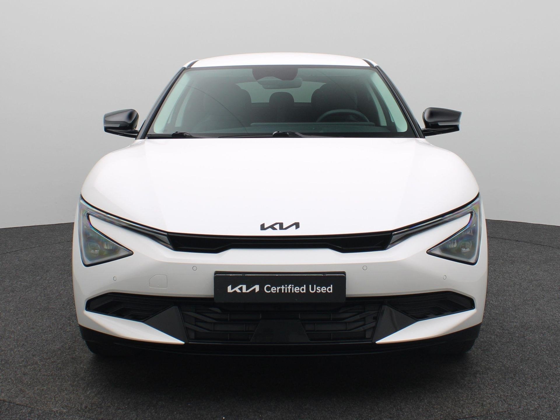 Kia EV6 Plus 84 kWh | bijtelling 17%| stoel- & stuurverwarmi, Auto's, Kia, Automaat, Achterwielaandrijving, 1960 kg, Wit