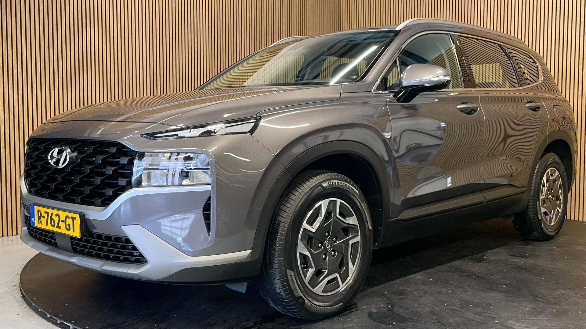 Hyundai Santa Fe 1.6 T-GDI HEV i-Motion|TREKH.|ACC|STOELVERW, Auto's, Dealer onderhouden, Gebruikt, 4 cilinders, 1650 kg