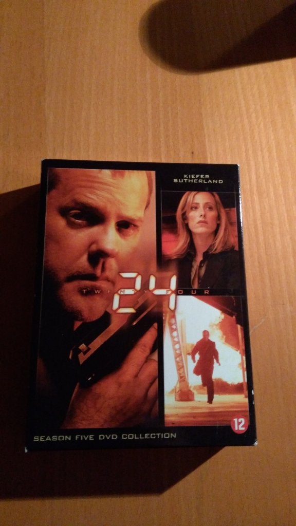 DVD-box 24 S05, Ophalen, Gebruikt, Alle leeftijden, Seizoen 5