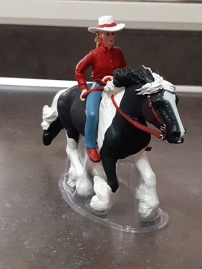 Safari/schleich meisje op tinker paard nieuwstaat, Ophalen of Verzenden, Zo goed als nieuw, Dier