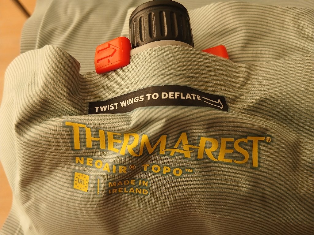2 slaapmatjes ThermaRest NeoAir Topo, Ophalen of Verzenden, Nieuw, 1-persoons