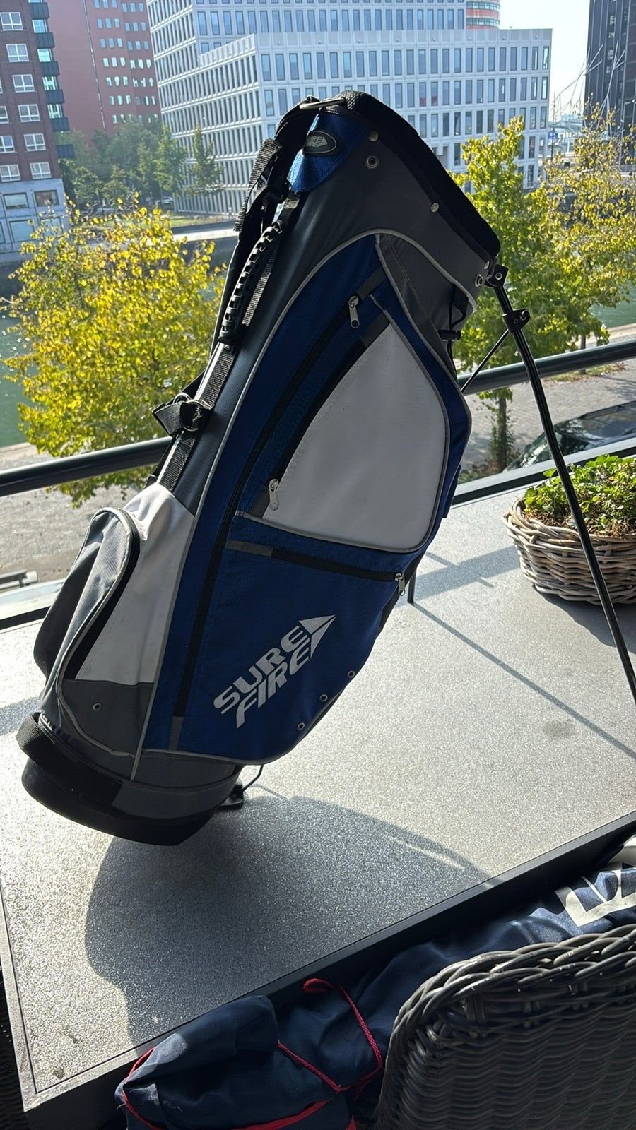 Foto 10 van Sure Plus Golfset inclusief tas en 20 ballen - Nieuw