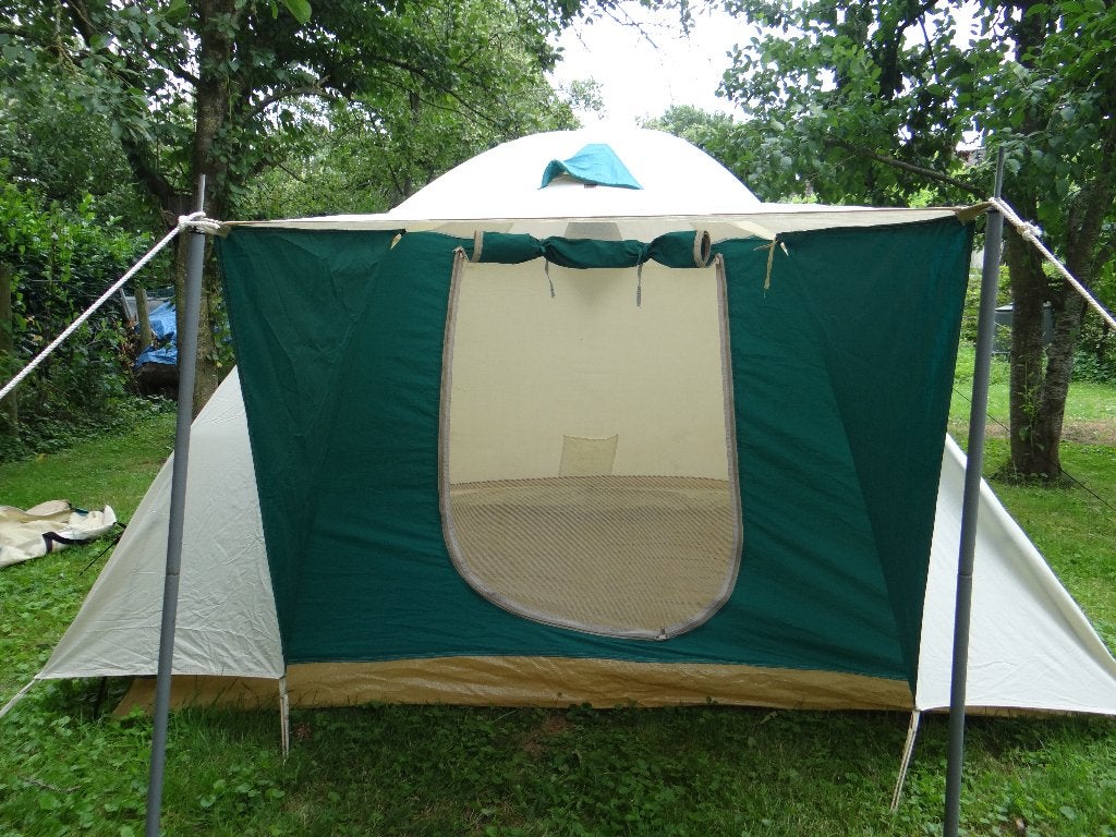 Ruime 2 persoons tent., Ophalen, Gebruikt, Tot en met 2