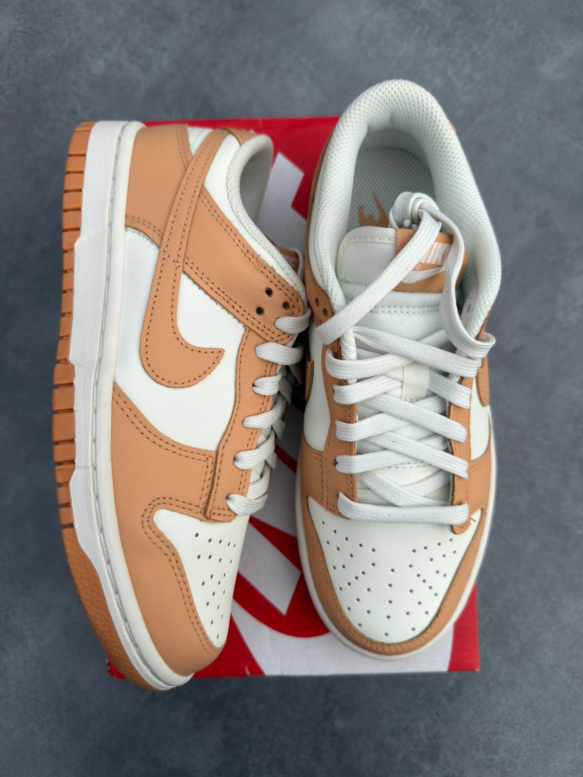 Nike dunk low harvest moon - maat 37.5, --, Nieuw, Oranje, Ophalen of Verzenden