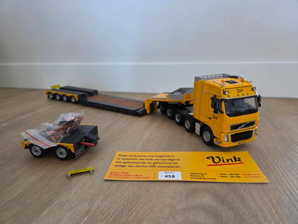 WSI Volvo FH GLOBETROTTER met Nooteboom dieplader en dolly, Ophalen of Verzenden, Zo goed als nieuw, Bus of Vrachtwagen, Wsi