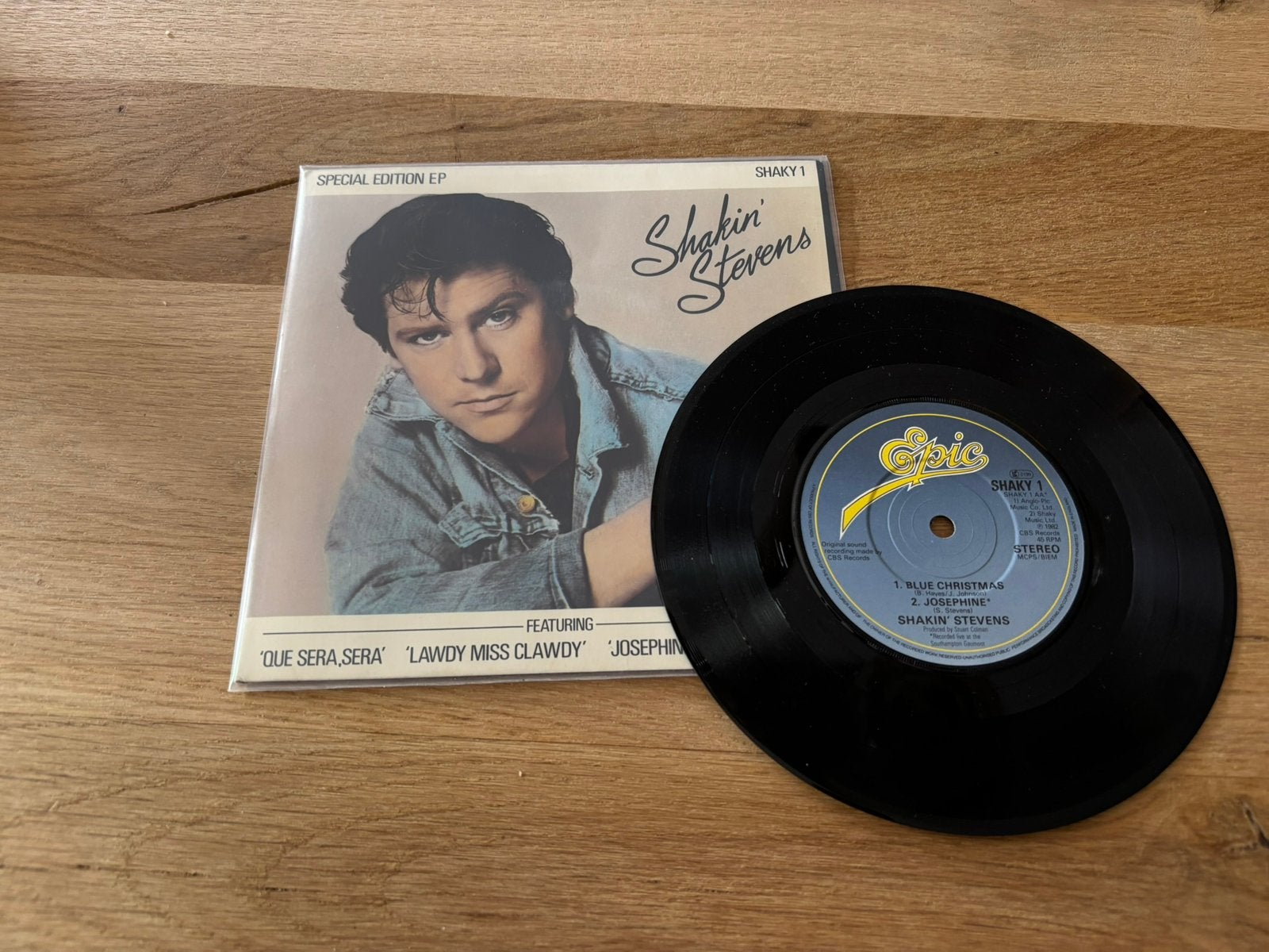 Shakin Stevens - merry christmas everyone vinyl 7” kerst, Ophalen of Verzenden, Zo goed als nieuw, 12 inch, Pop