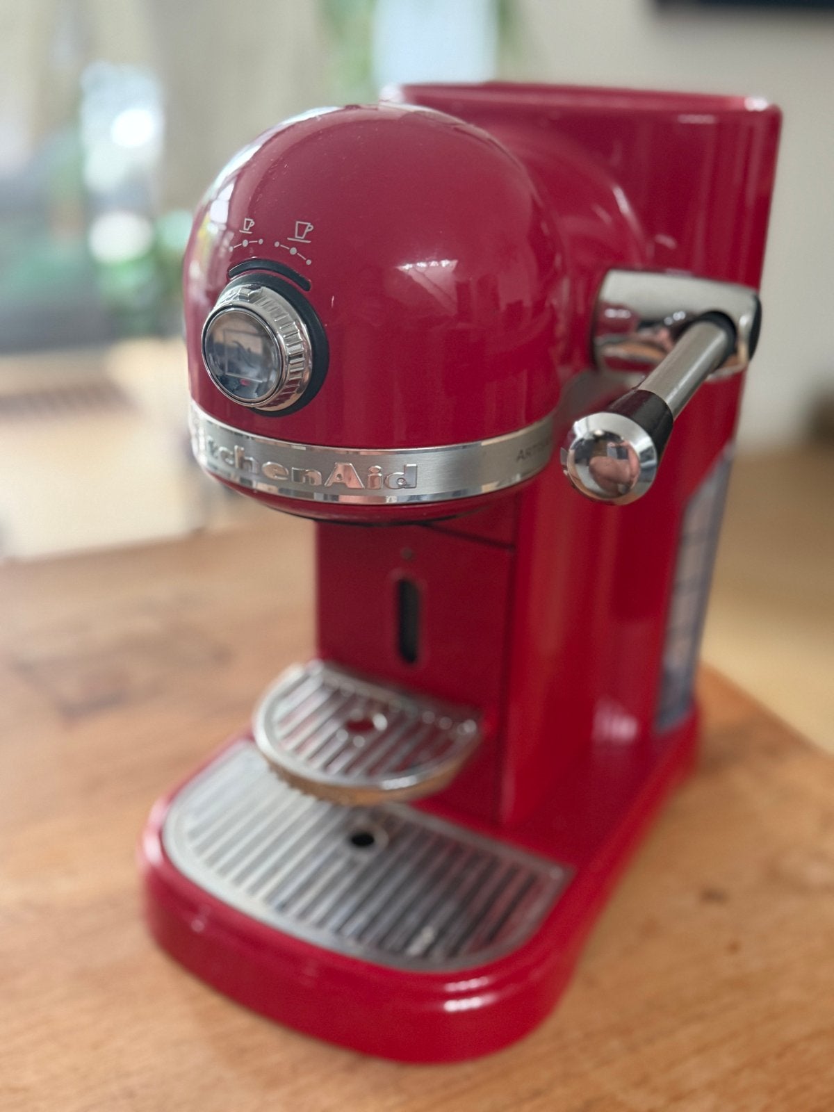 KitchenAid Artisan Espresso Apparaat - Rood, Afneembaar waterreservoir, Gebruikt, Espresso apparaat, Gemalen koffie