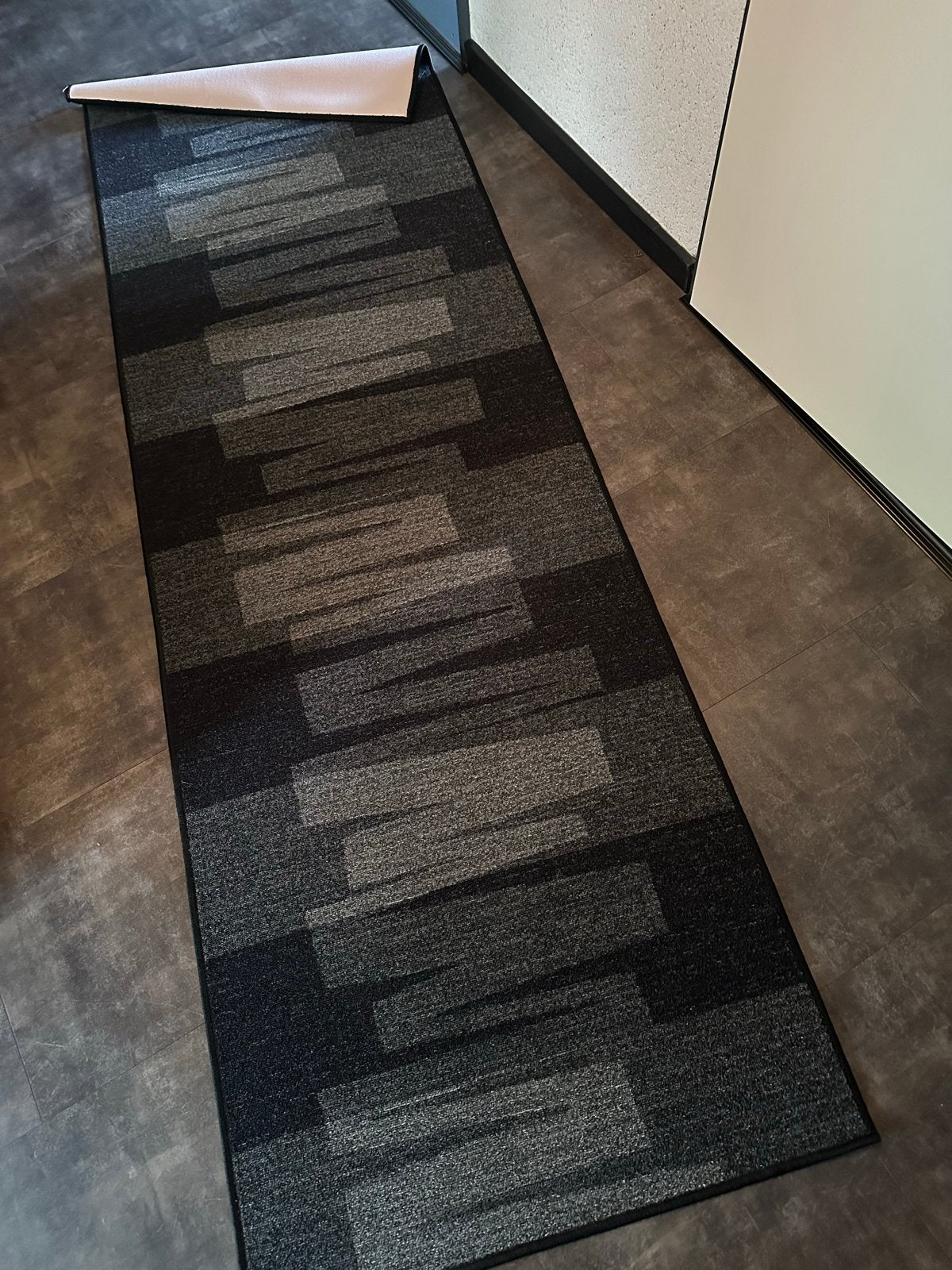 Zo goed als nieuwe loper met antislip, Huis en Inrichting, Stoffering | Tapijten en Kleden, Grijs, Moderne loper, Rechthoekig