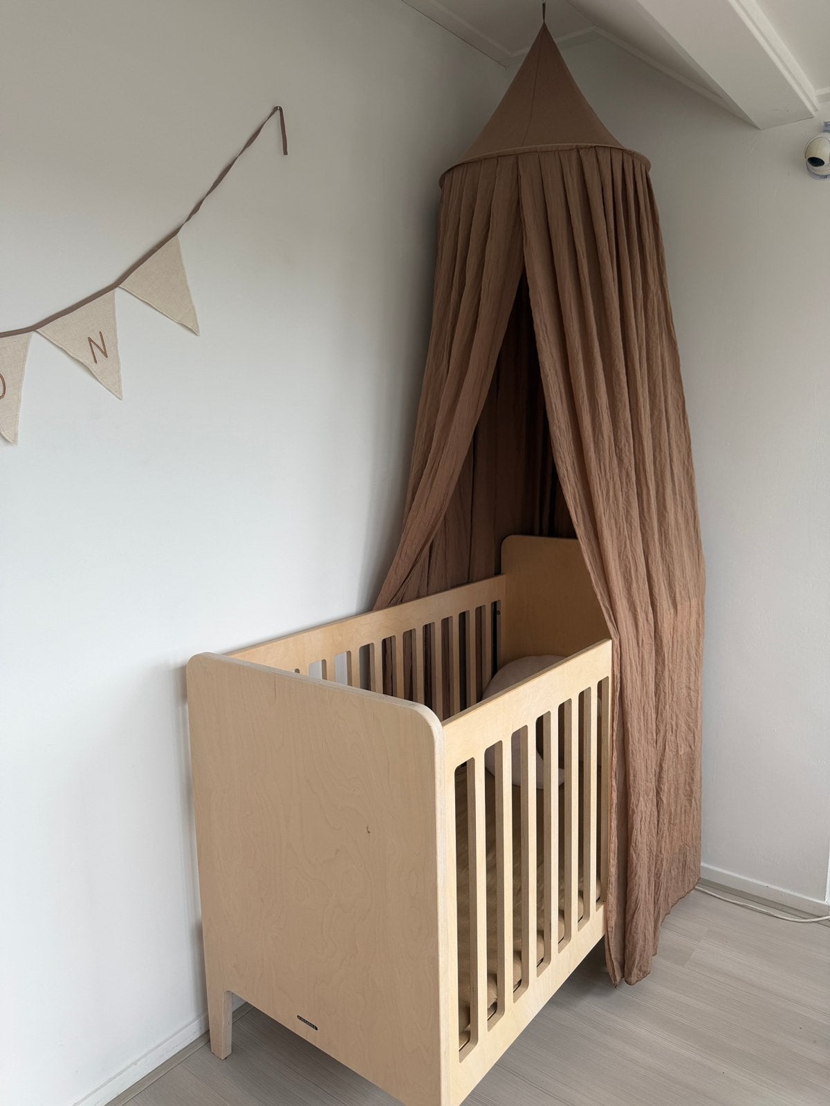 Kidsmill ledikant blank hout, Ophalen, Gebruikt, Jongetje of Meisje
