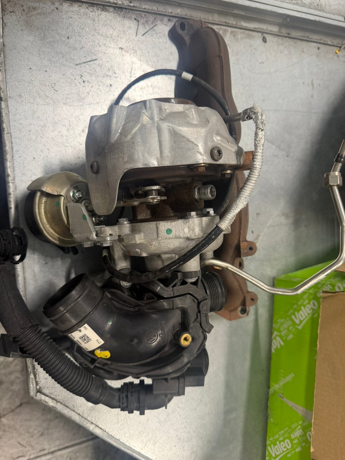 Audi a4 a5 a6 a7 q5 2.0 TDI turbo 04L253019A, Ophalen of Verzenden, Audi