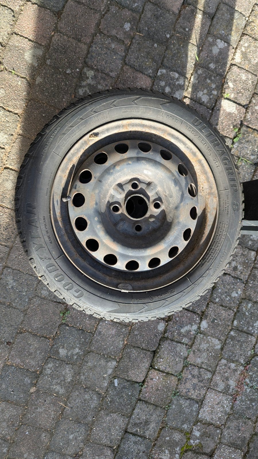 Foto 4 van Stalen velgen met banden voor Aygo/C1/107/Yaris 155/65 R14