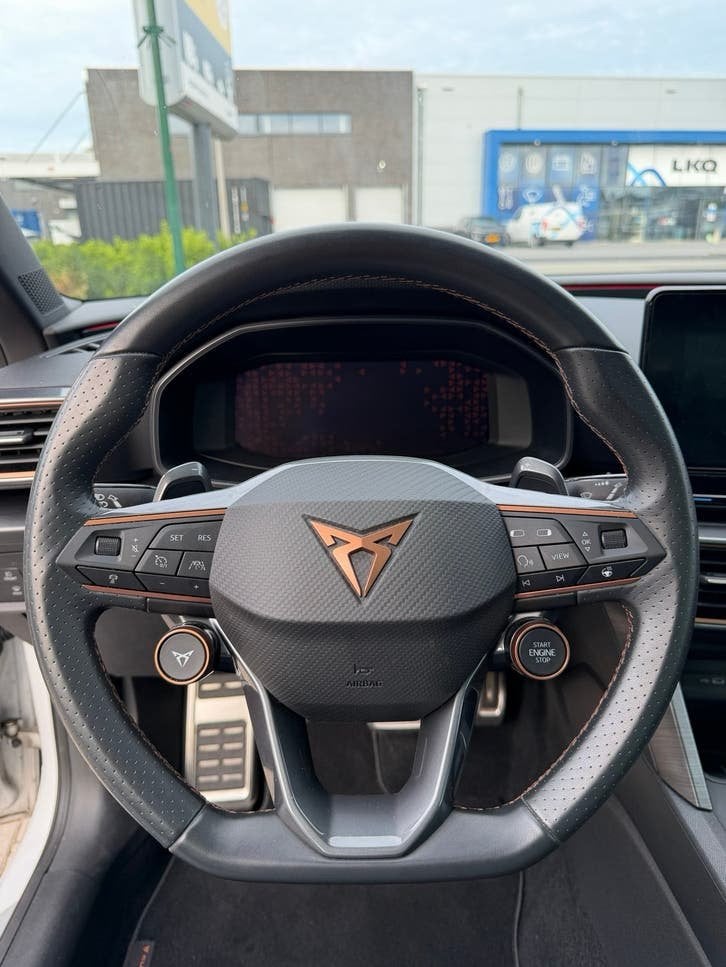 Cupra Leon 1.4 E-hybrid 245pk Dsg-6 2022 Wit Full option, 77 km/l, 4 cilinders, Leon, Wit