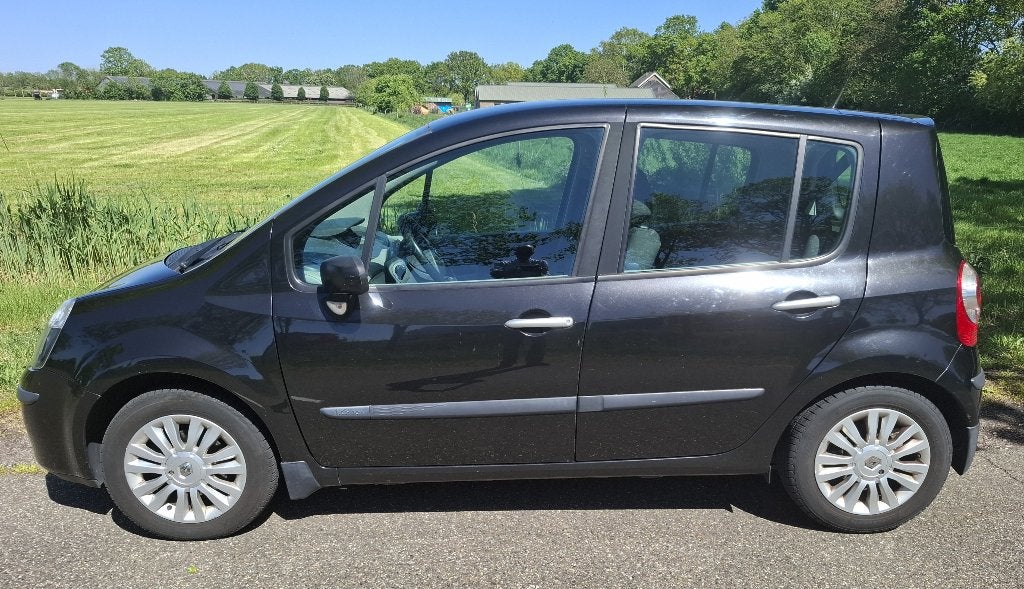 Renault Modus 1.6 16V Dynamique AUT 2006 Zwart, Auto's, Renault, Zwart, 4 cilinders, Zwart, Origineel Nederlands