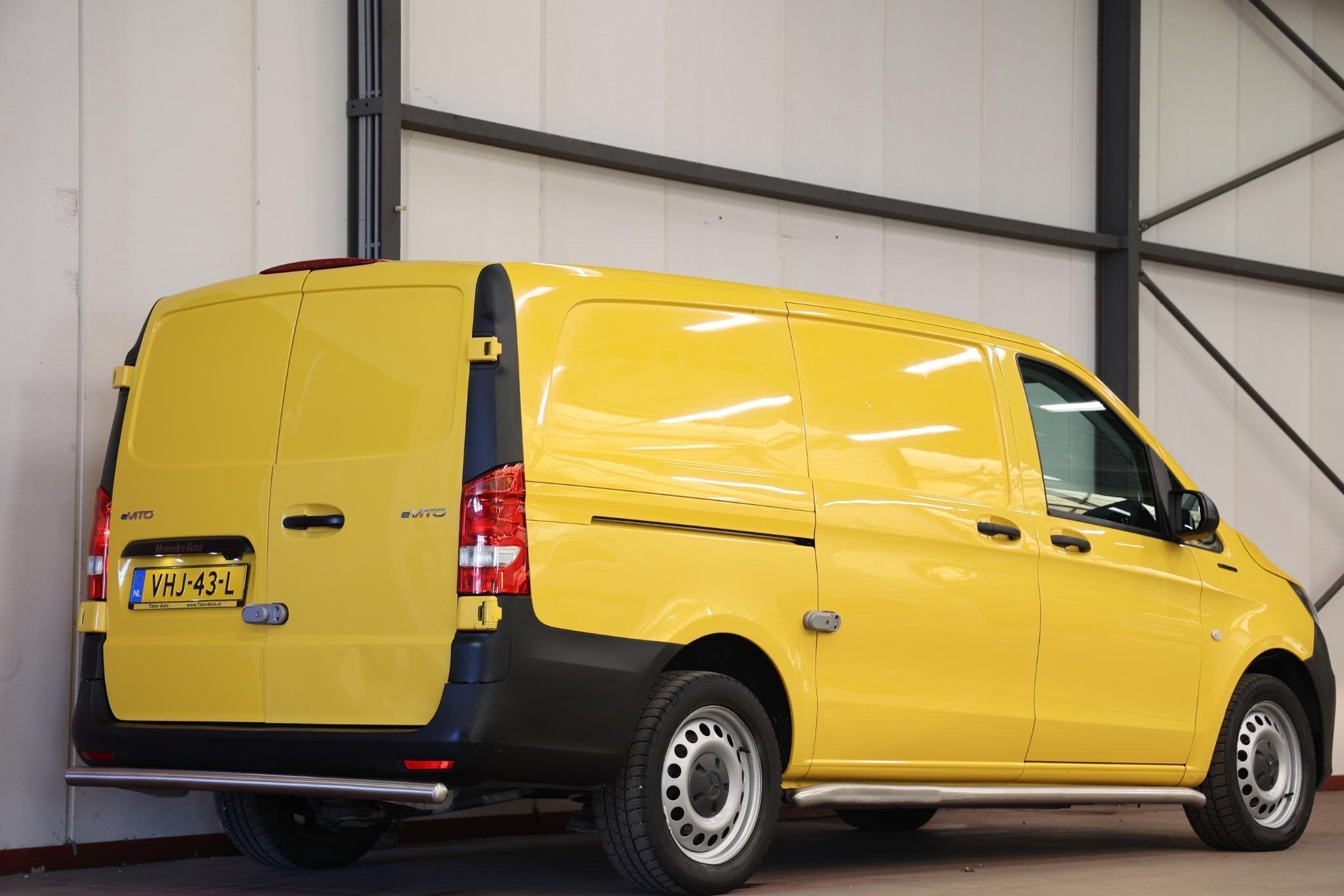 Mercedes-Benz eVito Lang 41 kWh DHL GEEL, Stof, Gebruikt, 35 kWh, 116 pk
