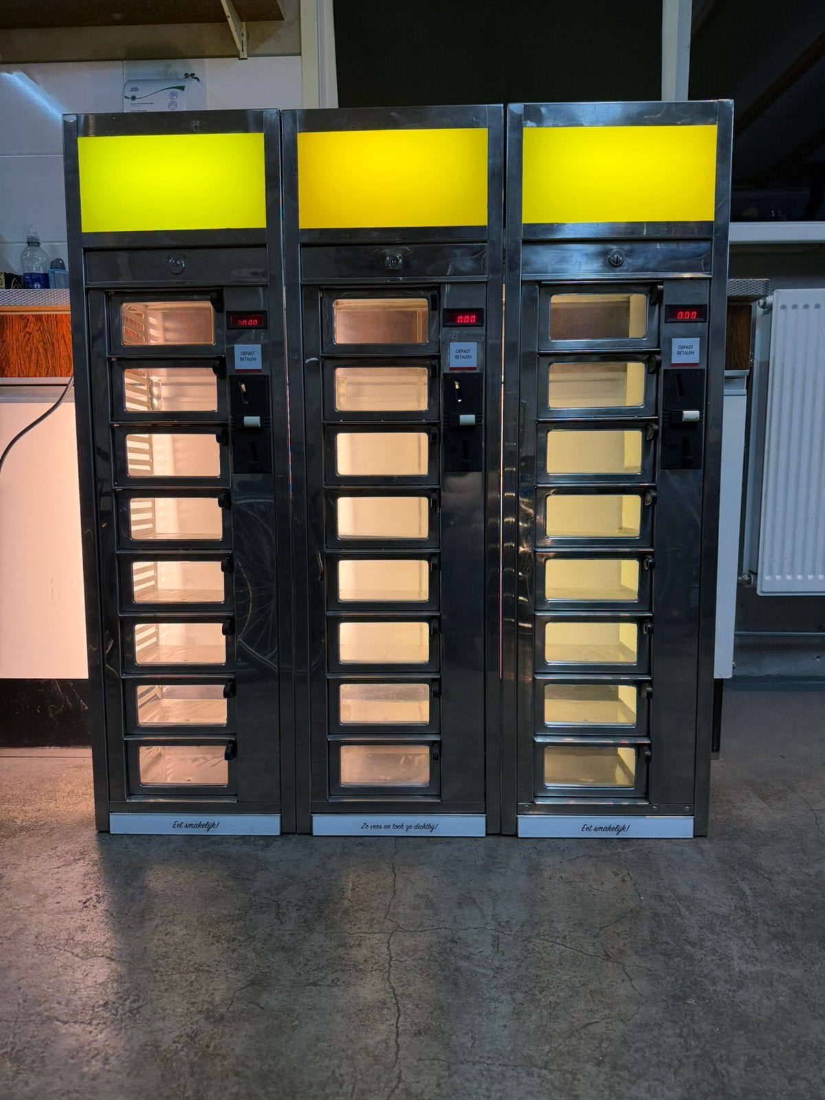 Snackmuur Snackautomaat automatiek loketautomaat FEBO, Ophalen, Gebruikt