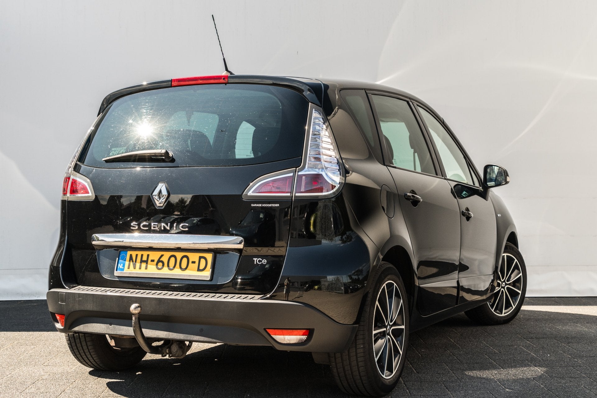 Renault Scénic 1.2 TCe Bose | Nwe ketting | Trekhaak | Keyl, Auto's, Renault, Gebruikt, 4 cilinders, Zwart, Bedrijf
