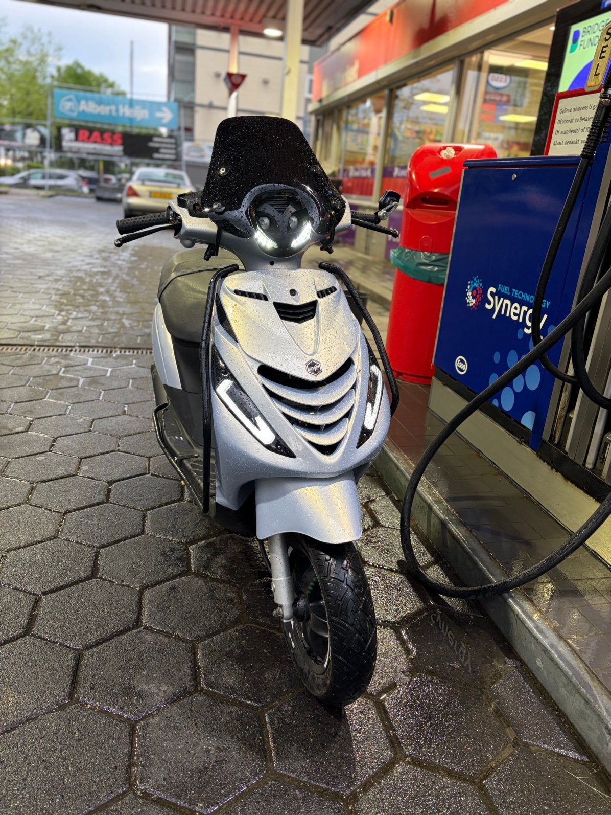 Piaggio zip 50cc 4takt (tekoop/teruil), Ophalen, Zo goed als nieuw, Benzine, Zip