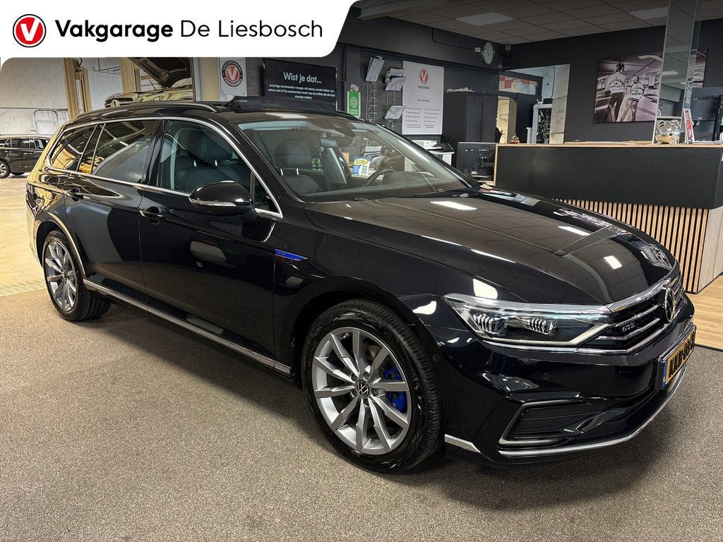 Volkswagen Passat Variant 1.4 TSI PHEV GTE Business / Leder, Gebruikt, Zwart, Hybride Elektrisch/Benzine, 1600 kg