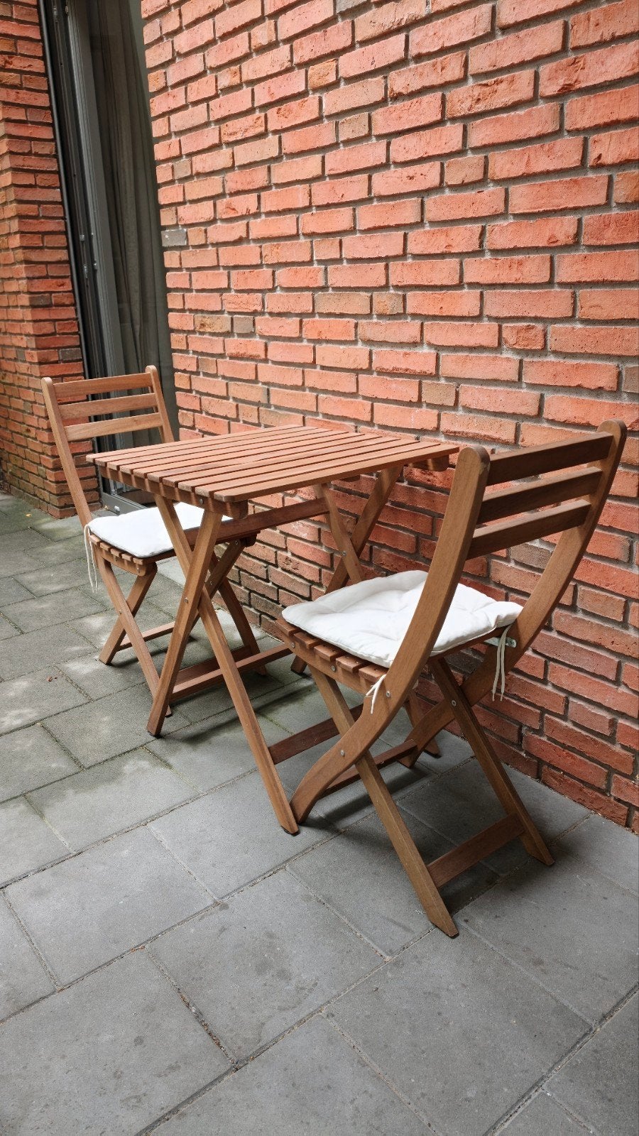 IKEA ASKHOLMEN tuinset: tafel + 2 klapstoelen + kussens, Tuin en Terras, Gebruikt, Tuinset, Hout, Ophalen