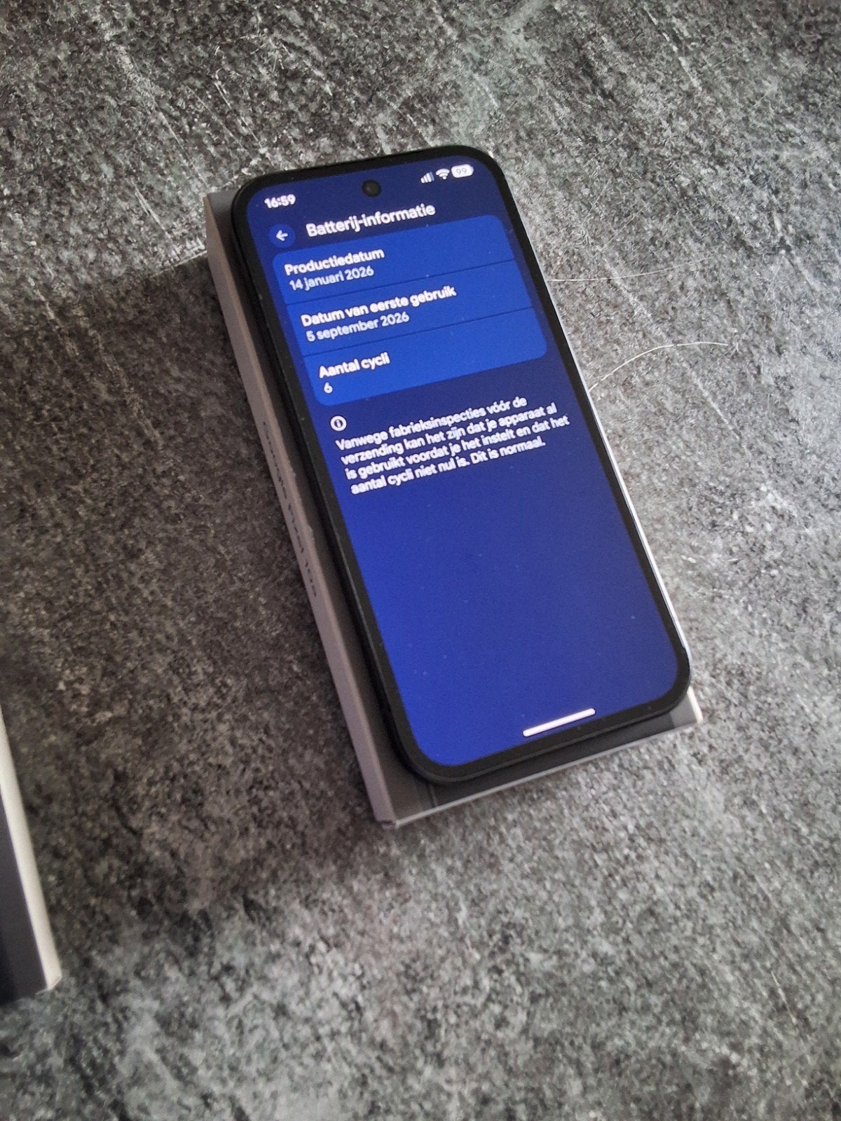 Foto 4 van Google Pixel 10a 128GB Obsidian Nieuw Factuur+6 mnd Garantie