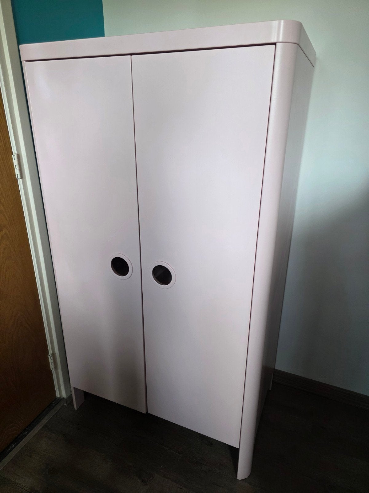 VANDAAG GRATIS!! Roze Ikea kinderkast 140x80x50, Ophalen