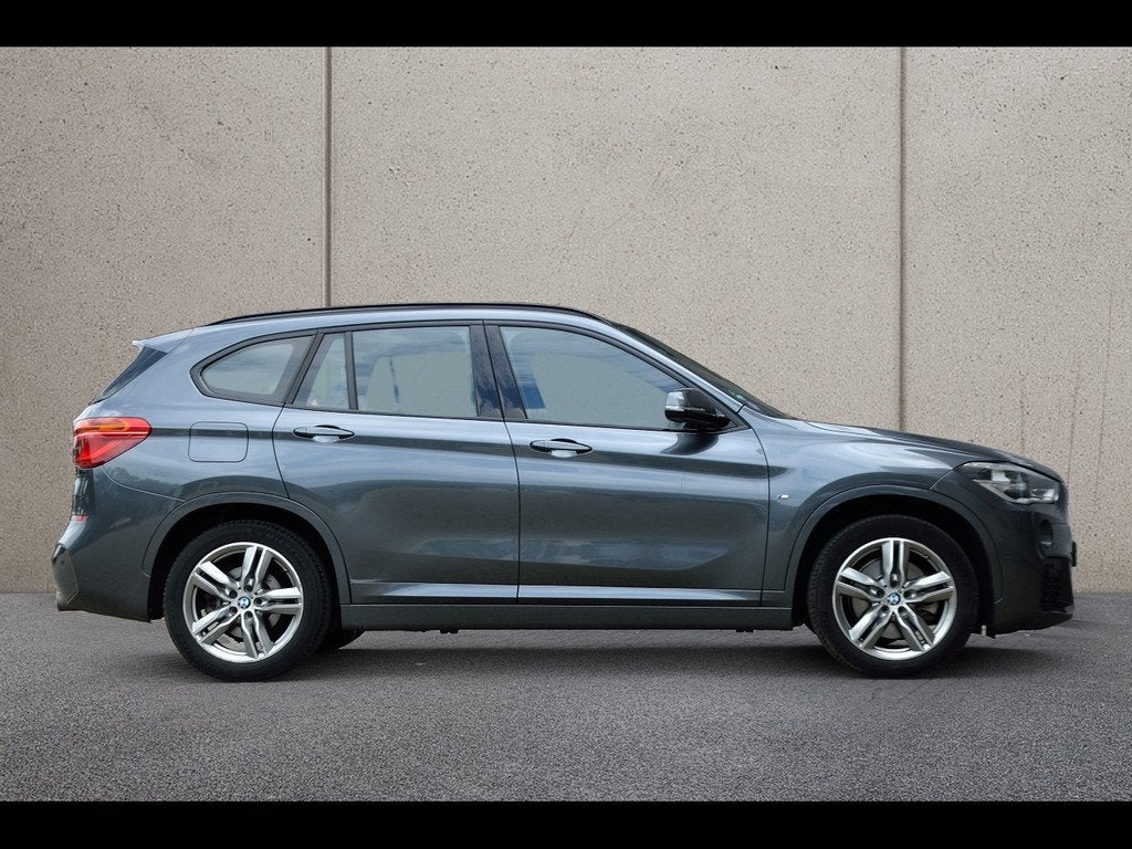 BMW X1 SDrive20i High Executive 192PK | M-Sport | Panoramada, 1998 cc, Bedrijf, 1455 kg, SUV of Terreinwagen