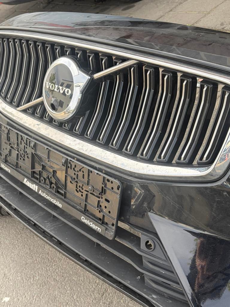 Originele Volvo V60 voorbumper 2018 t/m 2026, Ophalen