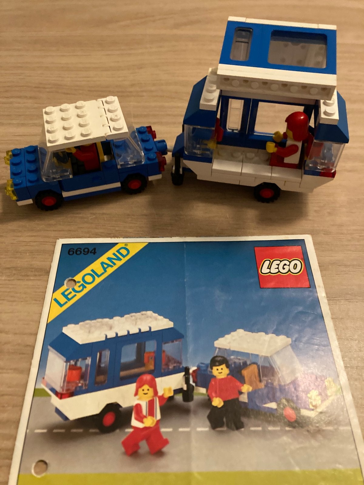 Auto + caravan 6694, Kinderen en Baby's, Ophalen of Verzenden, Zo goed als nieuw, Duplo