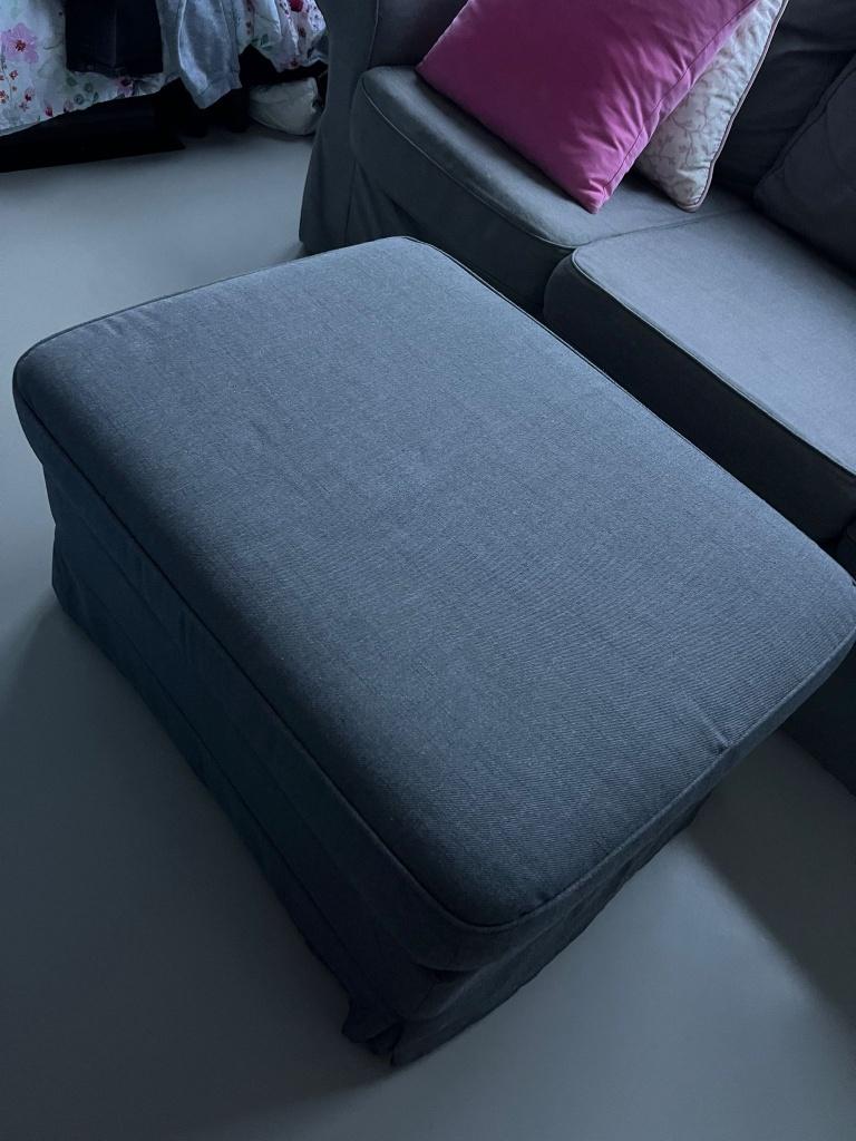 IKEA EKTORP voetenbank met bergruimte, Huis en Inrichting, Banken | Voetenbanken en Poefen, Ophalen, Gebruikt, 75 tot 100 cm, Rechthoekig