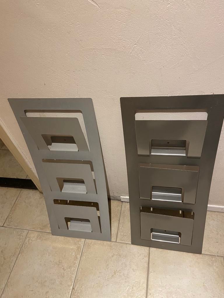 IKEA SKRISSEL lectuur houders, Ophalen, Gebruikt