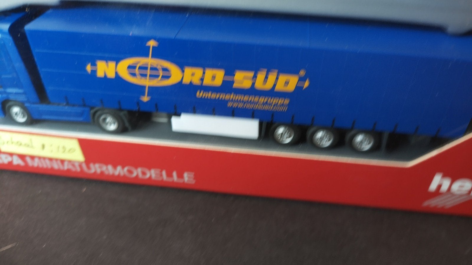 Mercedes Benz Actros 1:120 Herpa Pol, Hobby en Vrije tijd, Modelauto's | Overige schalen, Auto, Verzenden, Nieuw, M