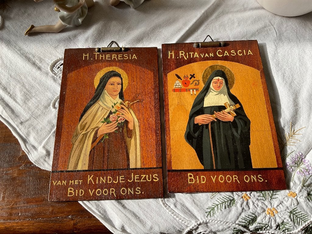 Oude houten wandpanelen H. Theresia en H. Rita van Cascia, Antiek en Kunst, Ophalen of Verzenden