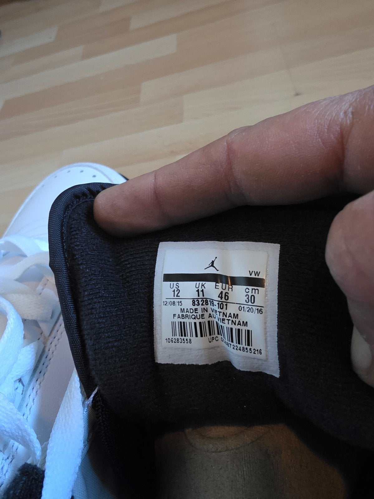 Retro low Jordans., Ophalen of Verzenden, Nieuw, Schoenen