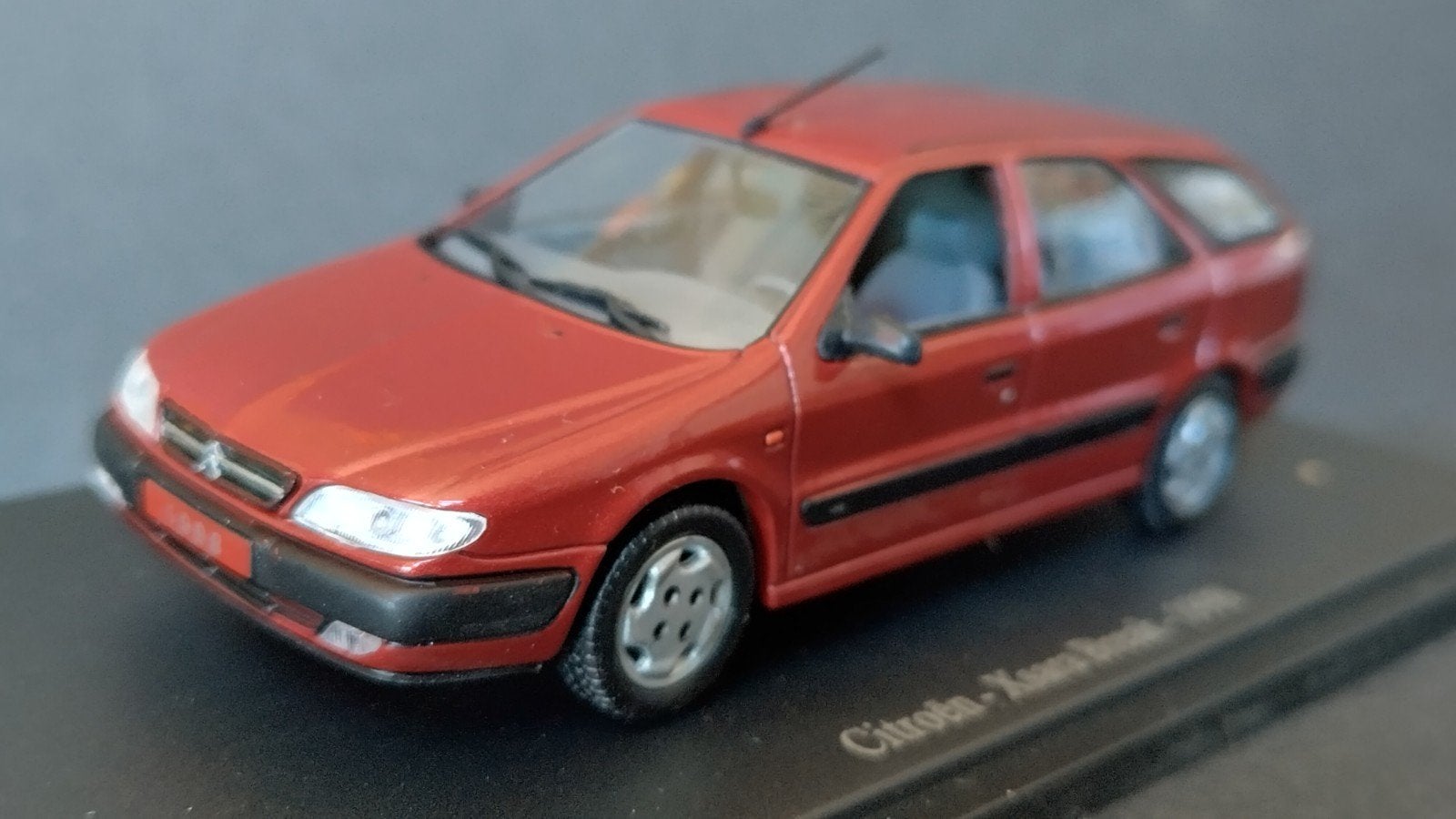 Citroen Xsara Break 1998 1:43 Universal Hobbies Pol, Hobby en Vrije tijd, Auto, Verzenden, ., Nieuw