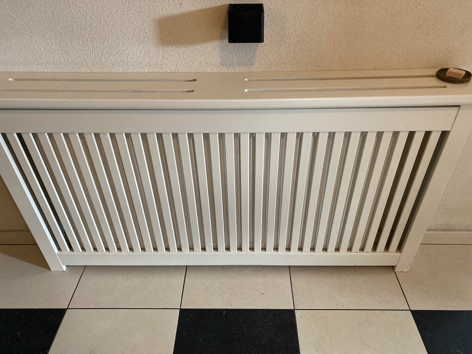 Radiator ombouw 154x82x19 cm, kleur 9001, Ophalen, Zo goed als nieuw