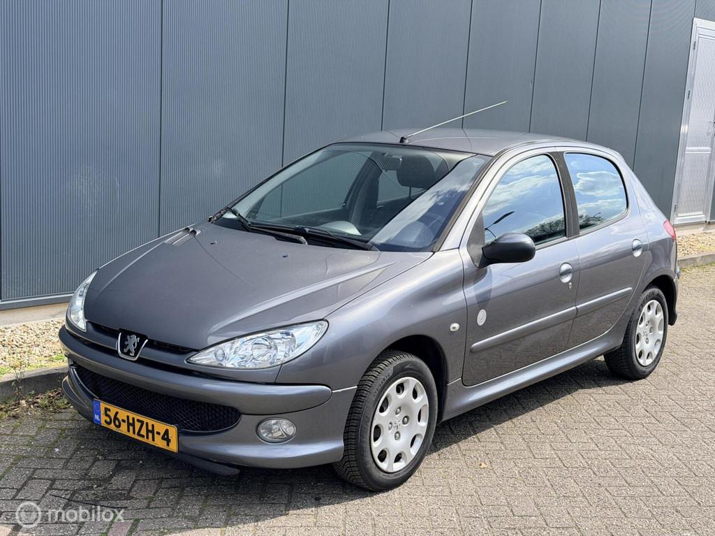 Peugeot 206 1.4 Génération NAP/NETTEAUTO/CRUISE, Voorwielaandrijving, 31 €/maand, Origineel Nederlands, Bedrijf
