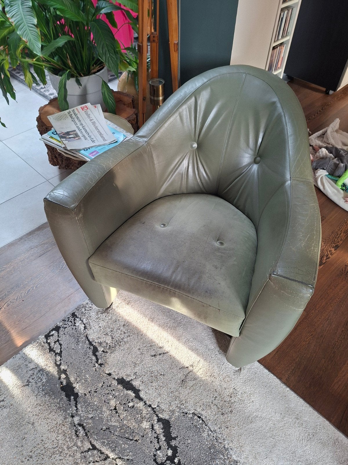 Leolux Carabas groene leren fauteuil ophalen in Bennekom, Ophalen, Gebruikt, 75 tot 100 cm, Leer
