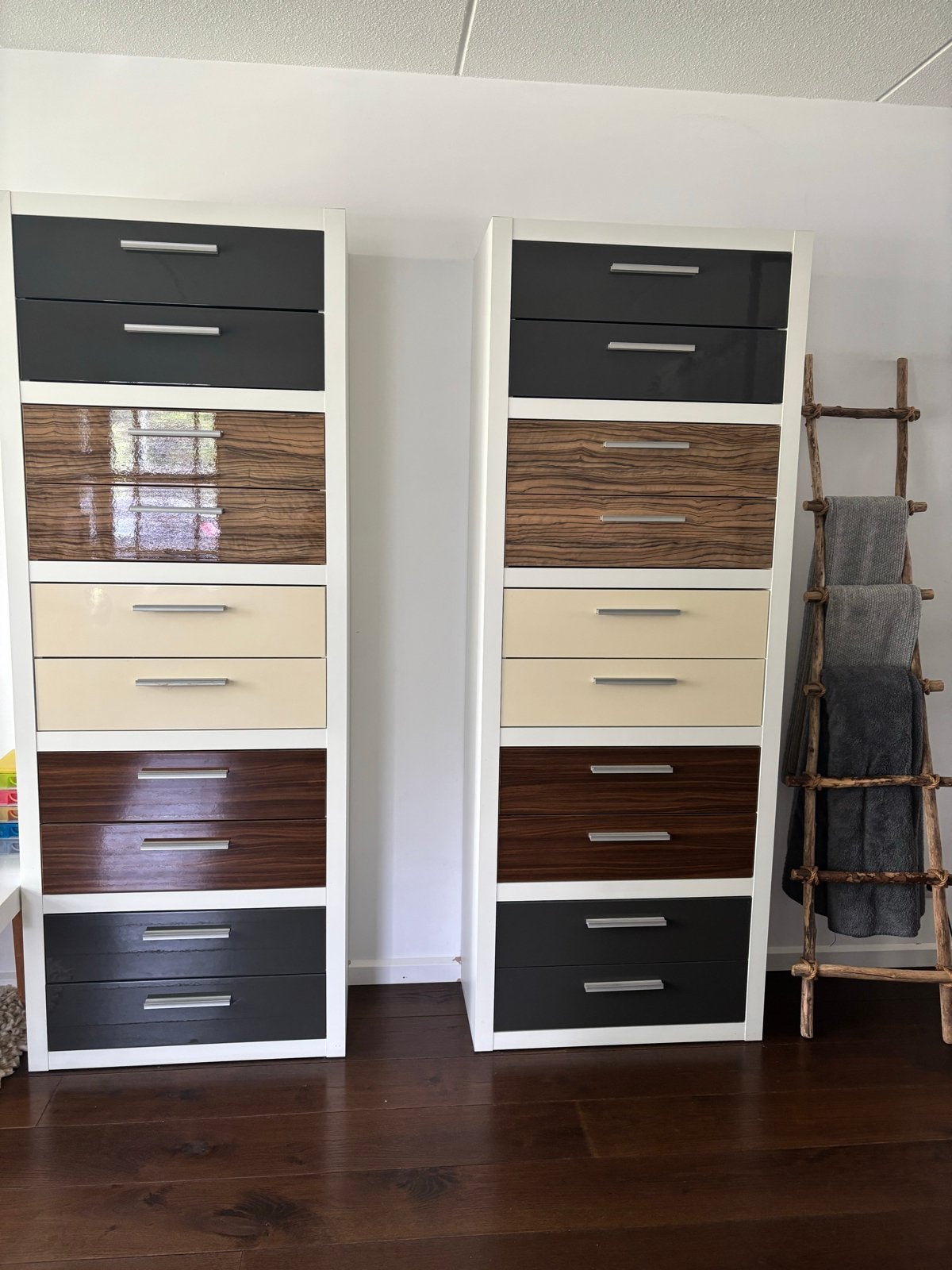 2x hoge ladekasten met 10 laden per kast, Huis en Inrichting, Kasten | Ladekasten, Ophalen, 5 laden of meer, 200 cm of meer, 50 tot 100 cm