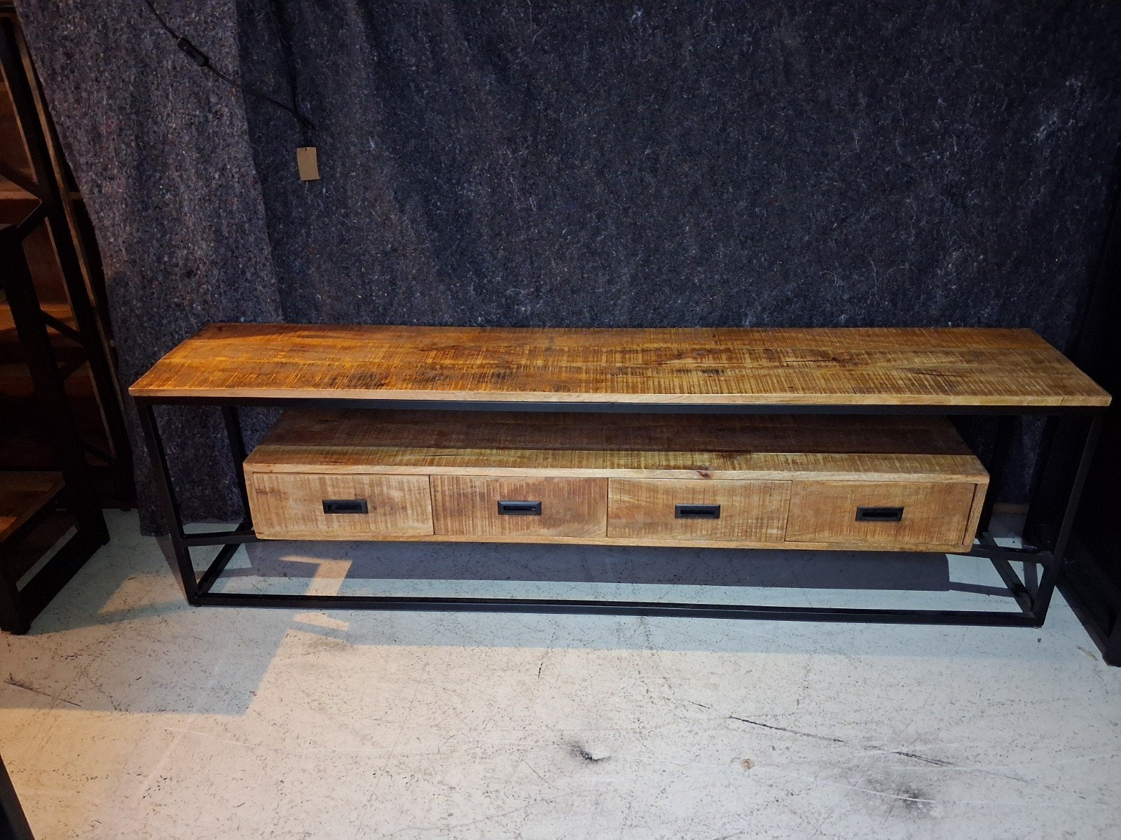 tv-meubel mangohout. 180 cm., Ophalen, Industrieel., 150 tot 200 cm, Nieuw