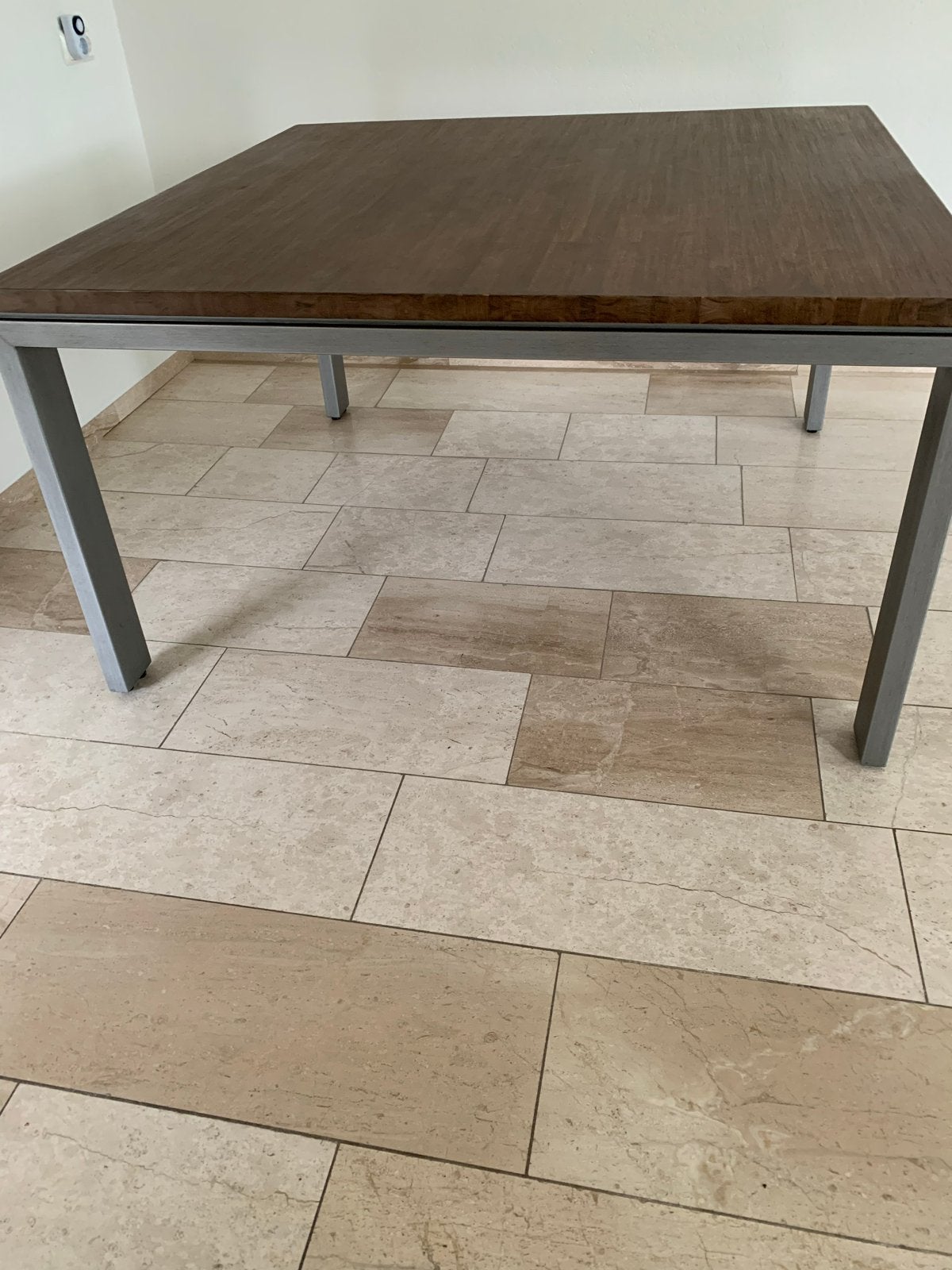 Henders en Hazel eettafel - Robuust en Modern, Huis en Inrichting, Ophalen, Gebruikt, 100 tot 150 cm, Vierkant