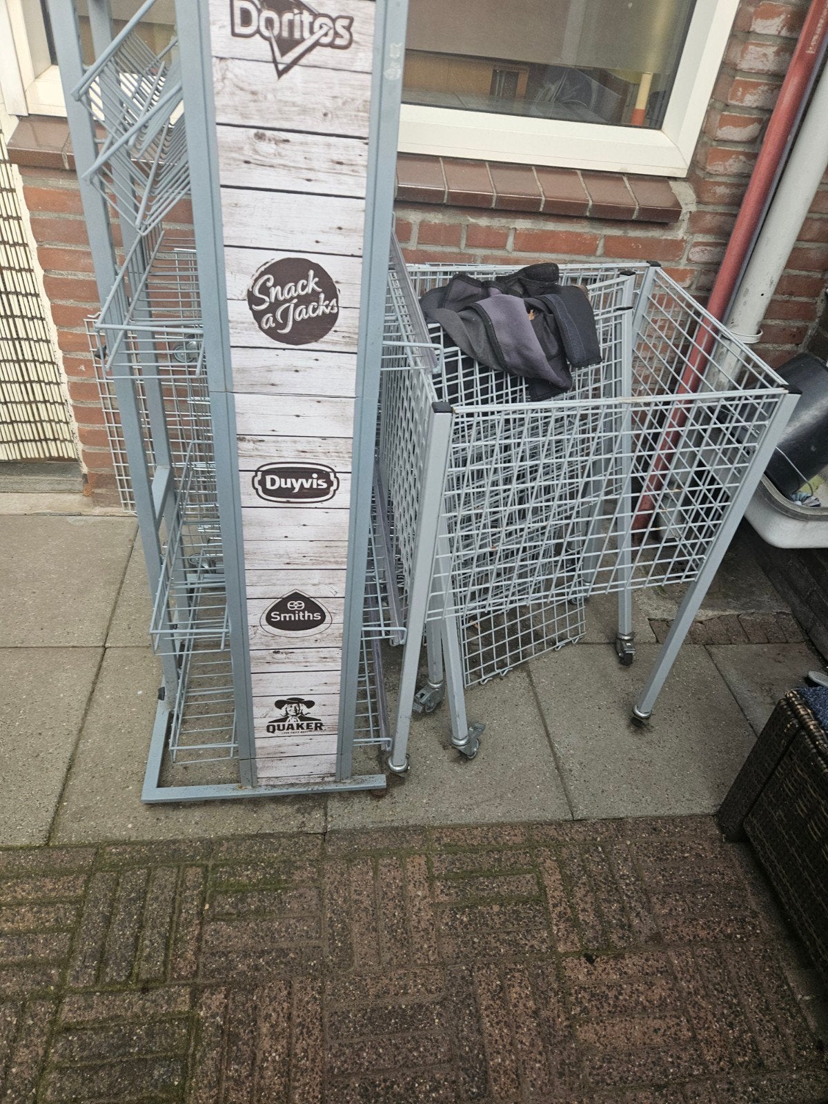 Uitverkoop: Draadmanden voor Winkel en Stelling, Ophalen