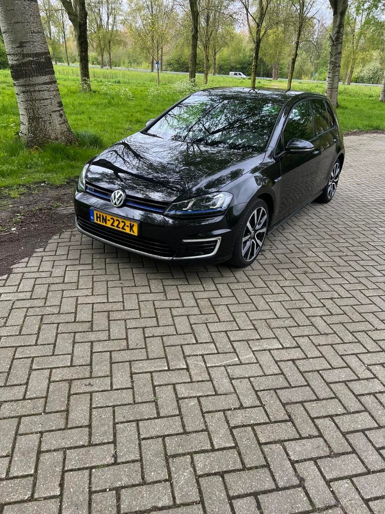 Volkswagen Golf 1.4 TSI Phev 204pk 5D DSG 2015 Zwart, Automaat, Zwart, 4 cilinders, Zwart