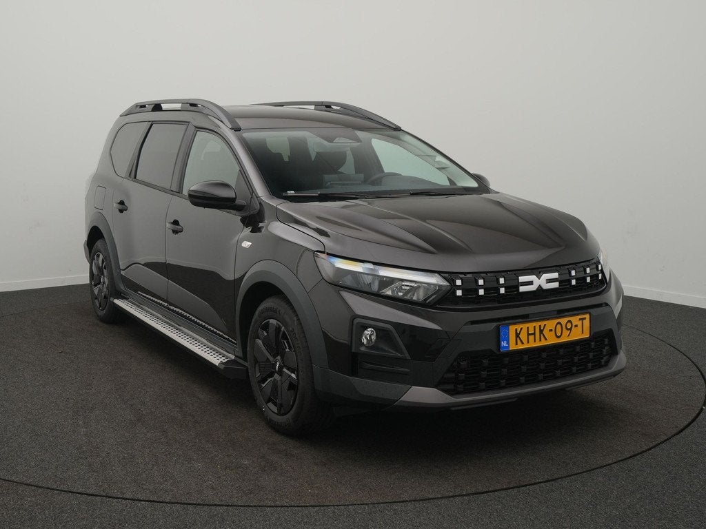 Dacia Jogger 1.0 TCe 110 expression 7p. - Demo - Sidesteps -, Auto's, Dacia, Voorwielaandrijving, Stof, Gebruikt, 7 stoelen
