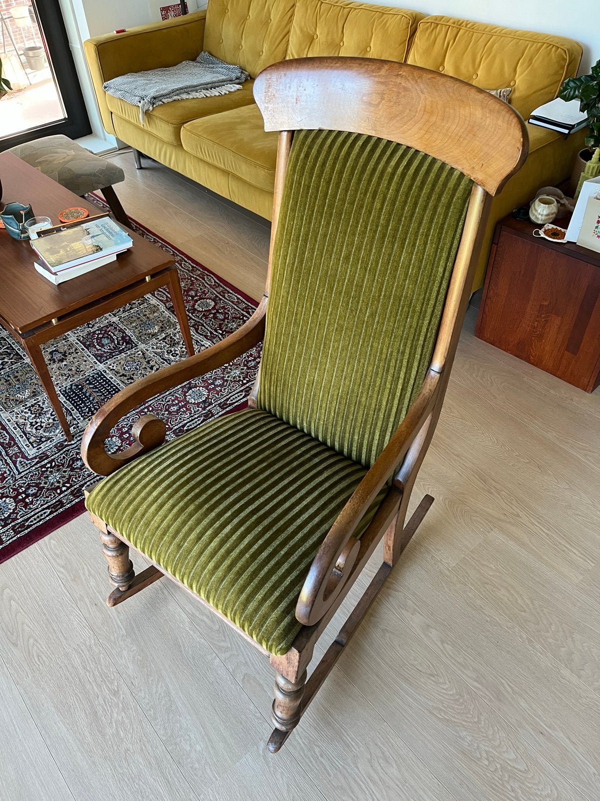 Vintage/antiek fluwelen groene schommelstoel, Antiek en Kunst, Ophalen