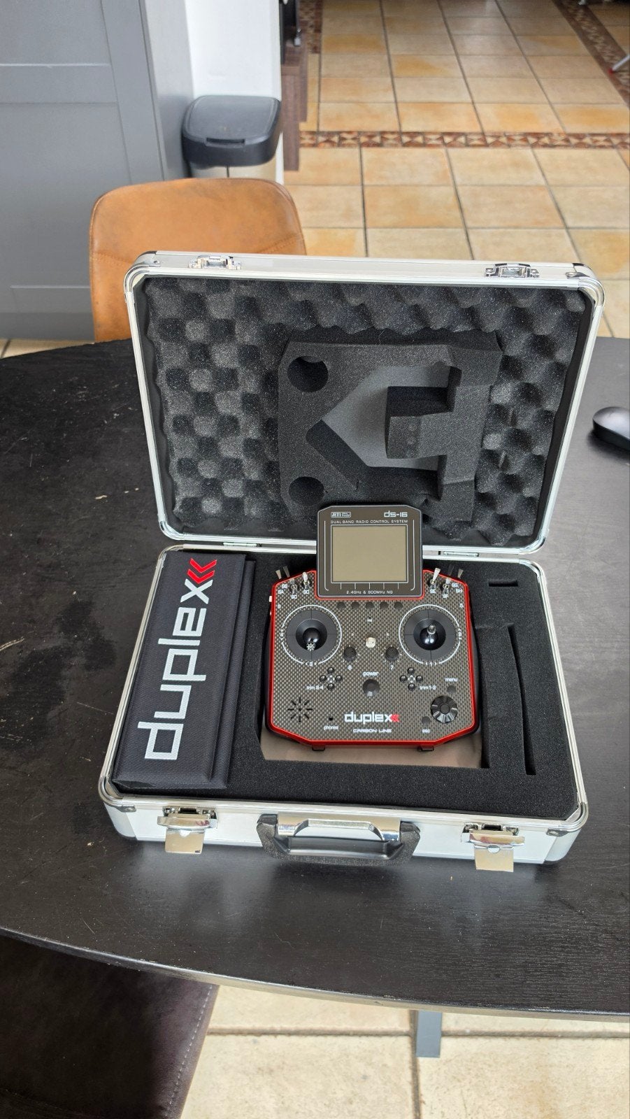 Jeti Duplex DS-16 V2 handzender, Hobby en Vrije tijd, Ophalen of Verzenden, Zo goed als nieuw