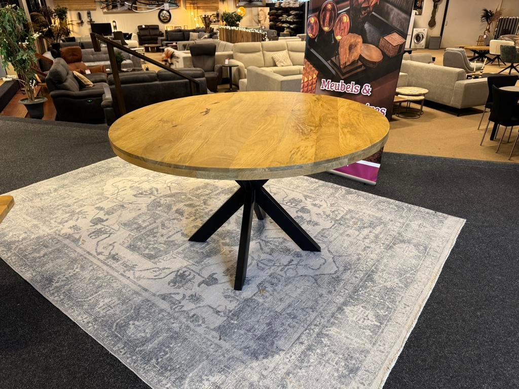 Foto 2 van Eettafel rond 130 Vlak tafelblad Mango Direct leverbaar 7371