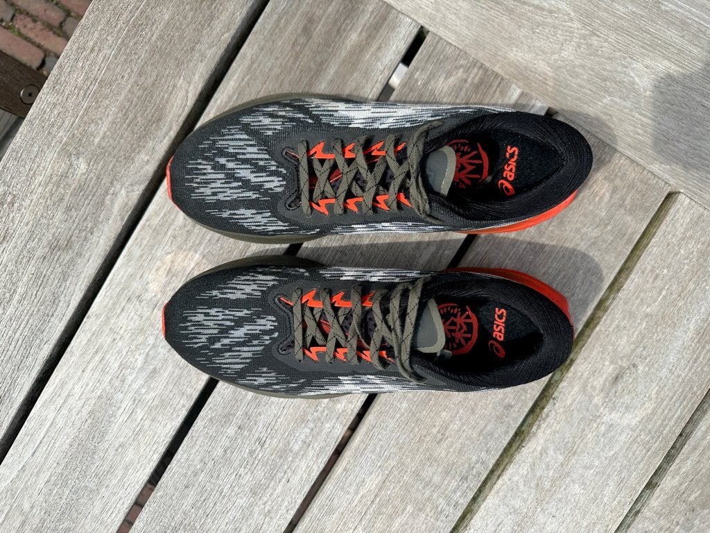 Hardloopschoen 44 Asics Novablast 3 heren allround trailrun, Sport en Fitness, Loopsport en Atletiek, Hardloopschoenen, Ophalen of Verzenden