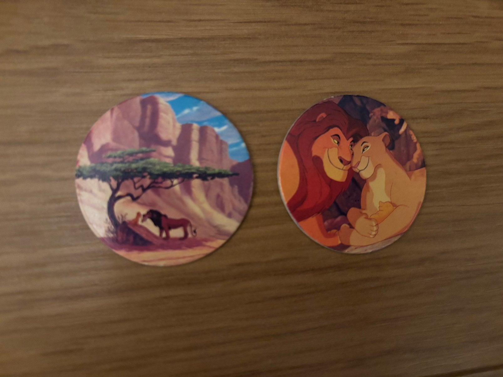 Leeuwenkoning - Lion King - Panini Caps 2x - Disney, Verzamelen, Ophalen of Verzenden, Losse flippo's