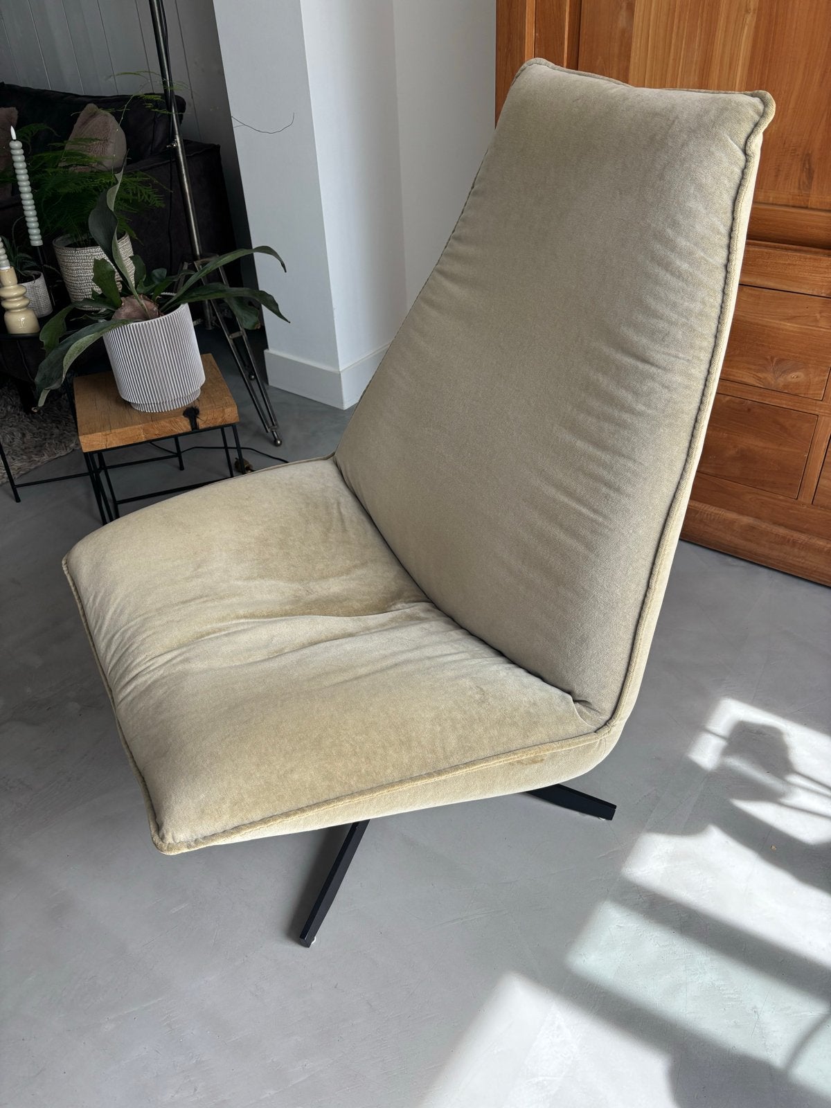 Cartel Living fauteuil Smile - Grijs/Groen met draaivoet, Ophalen, Gebruikt, Minder dan 75 cm, 75 tot 100 cm